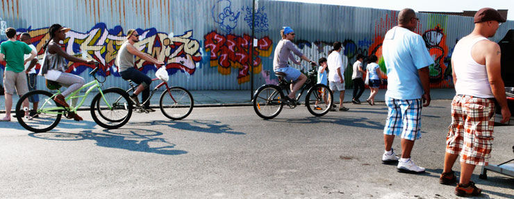 Brooklyn-Street-Art-WEB-Phun_Factory-June-2010-copyright-Steven-P_HarringtonL1090307