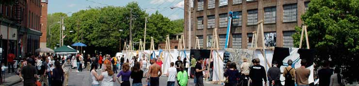 Brooklyn-Street-Art-copyright-Thundercut-Electric-Windows-2008_crowd