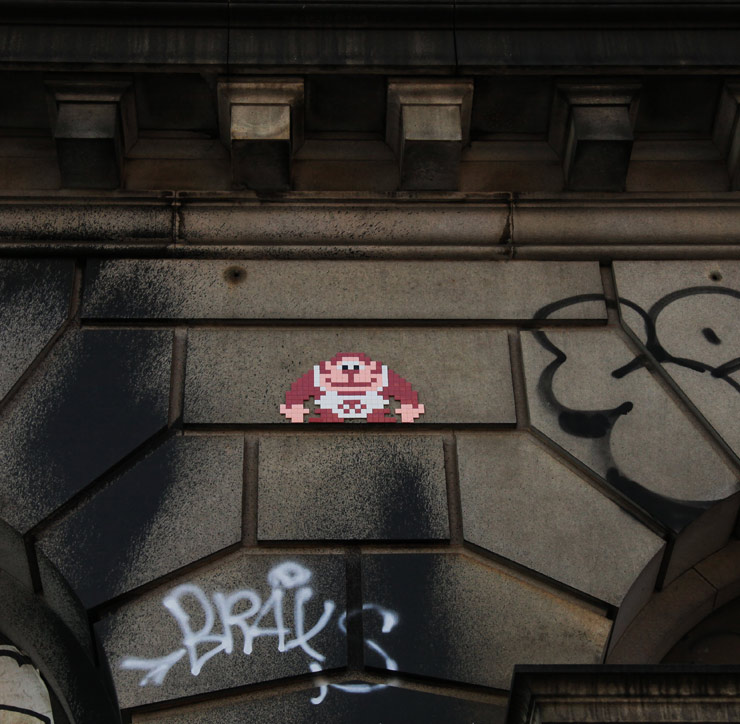 brooklyn-street-art-invader-jaime-rojo-11-03-13-web-4