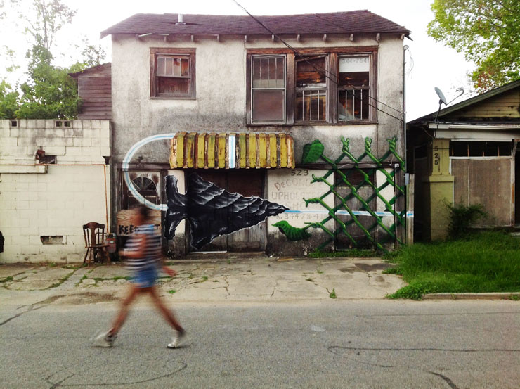 brooklyn-street-art-overunder-natural-fence-baton-rouge-07-14-web