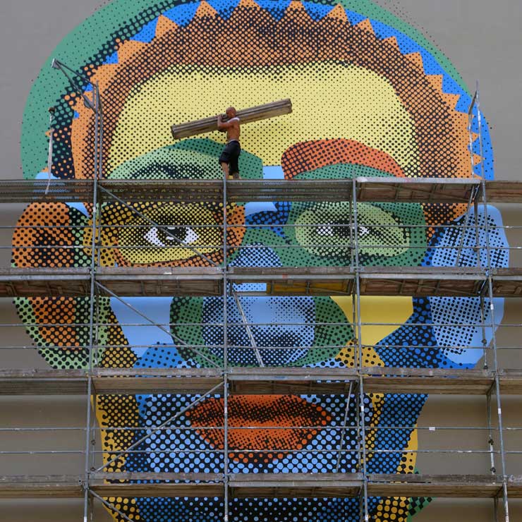 brooklyn-street-art-various-gould-face-time-berlin-07-15-web-4