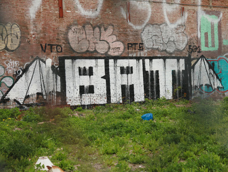 brooklyn-street-art-bat-jaime-rojo-05-01-16-web