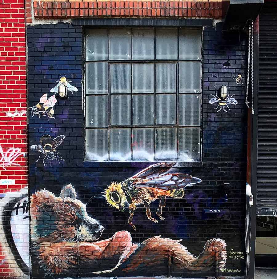 KWAY Banksy Canvas Wall Art - Graffiti Art Pop Street Graffiti Art Canvas  Prints - Banksy Artwork - Cities Animals Digital Art for Living Room